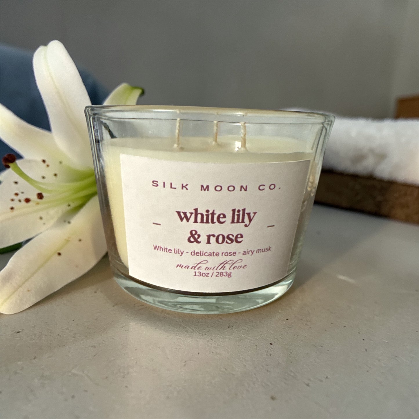 White Lily & Rose Candle